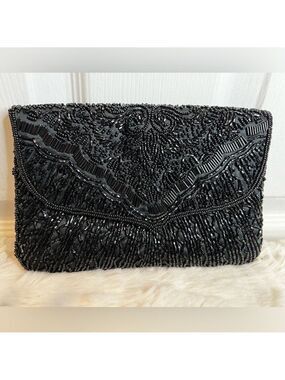 LA REGALE BEADED INTRICATE PATTERN ENVELOPE CLUTCH STYLE BAG